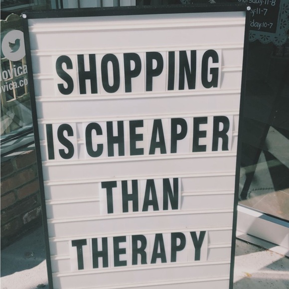 come check out my closet! - Picture 1 of 1